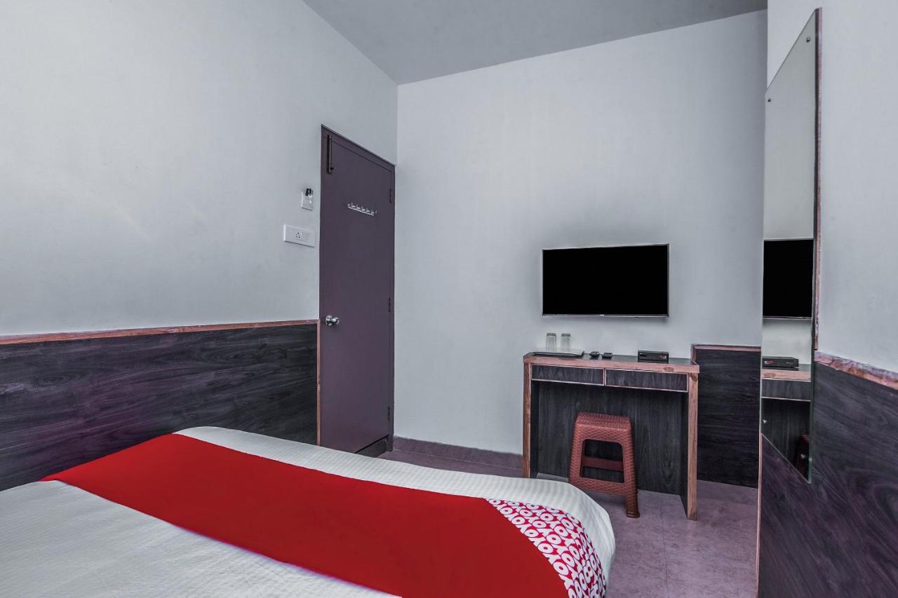 Hotel Indiana Шилонг Екстериор снимка